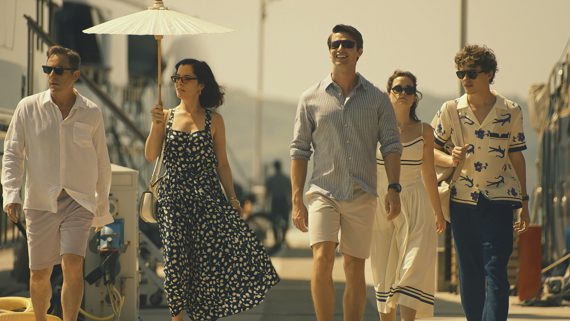 Parker Posey, second from left, with the Ratliff family in The White Lotus season three.